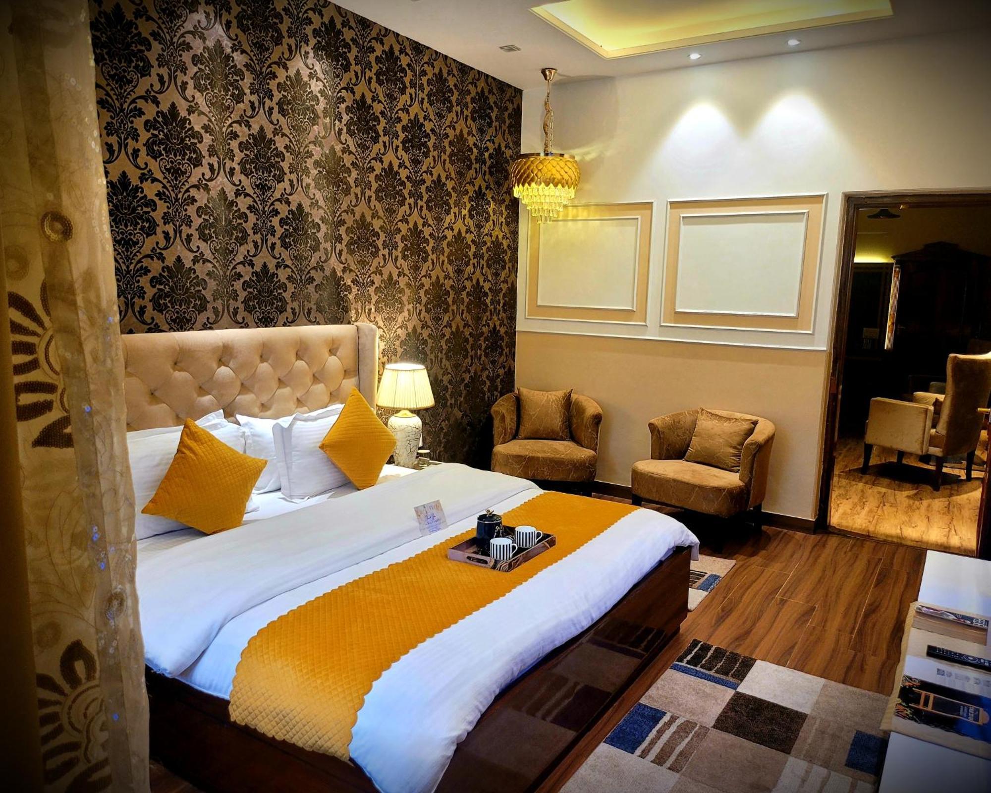 Victorian Elegance Luxury Stays Amritsar Exterior foto